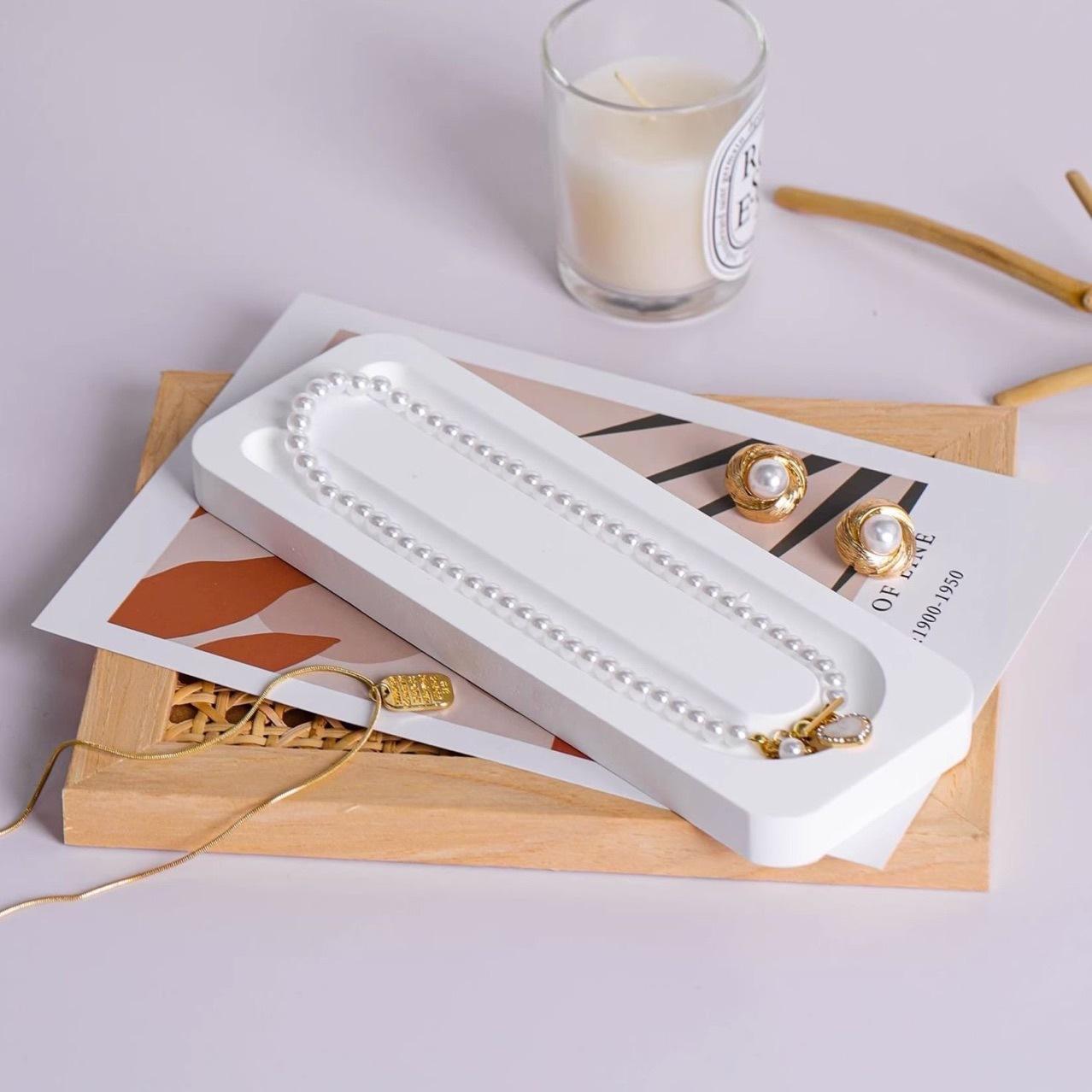Gypsum Beading Tray, Clear Acrylic Beading Board for DIY Jewelry Making, Jewelry Design & Display Tray for Bracelets, Necklaces & Earrings
