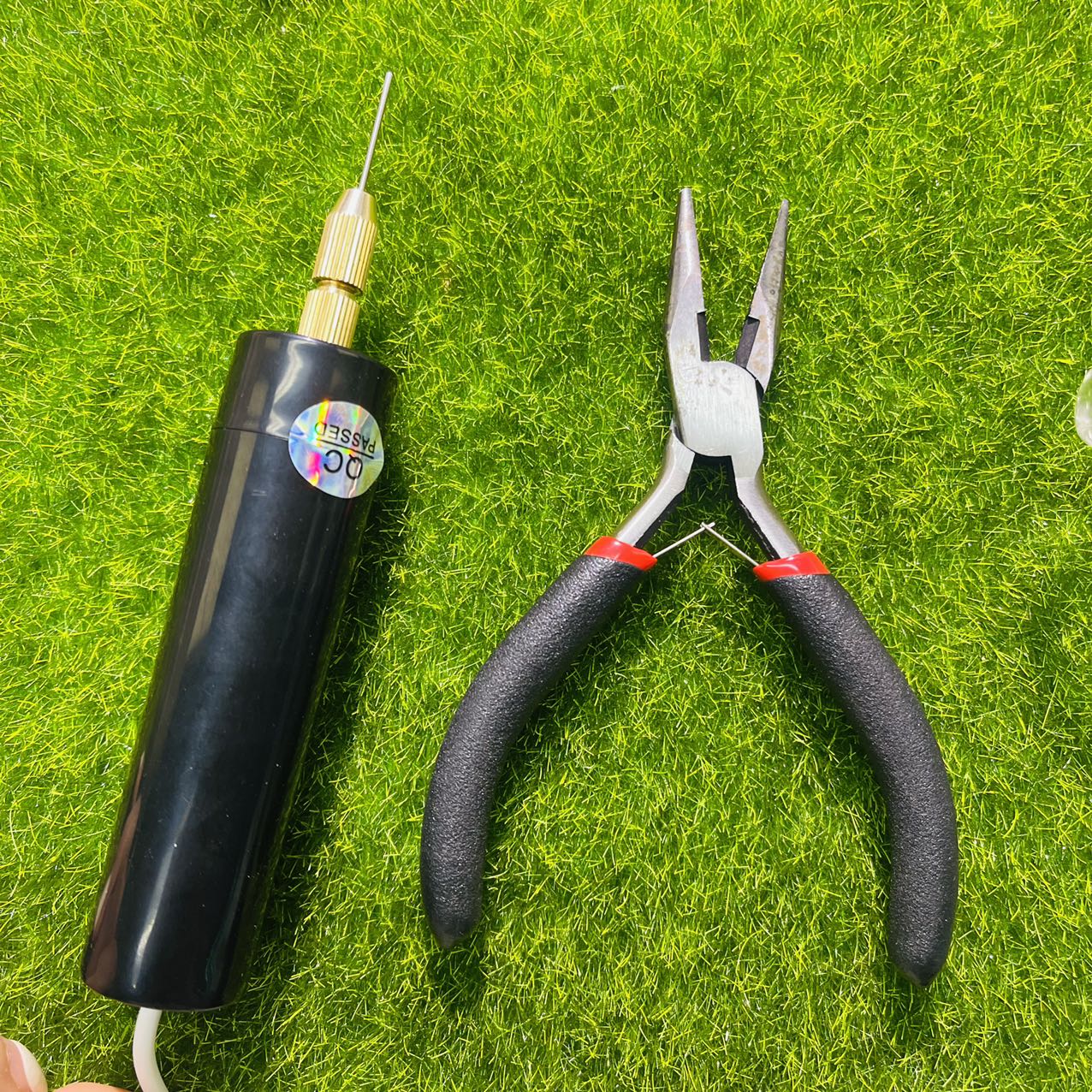 Pliers