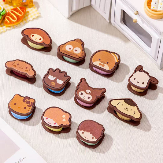 Sanrio macarooncharm