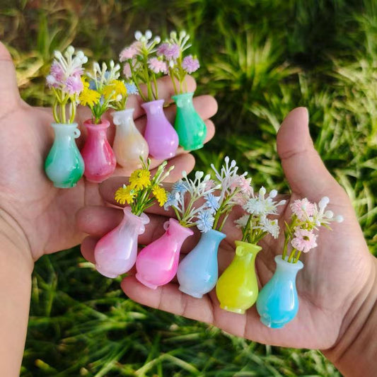 Flower vase charm