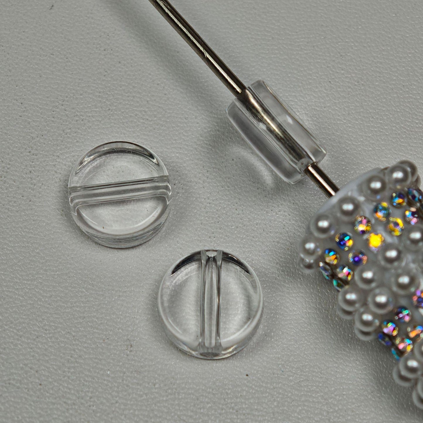 13mm small round beads with transparent base, DIY through-hole beads suitable for stringing pens, round beads for handmade crafts 40pcs