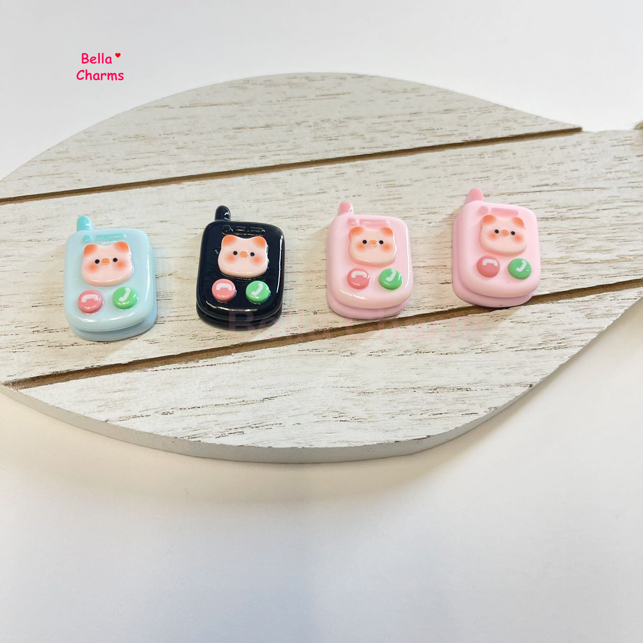 Cute Piggy Cellphone