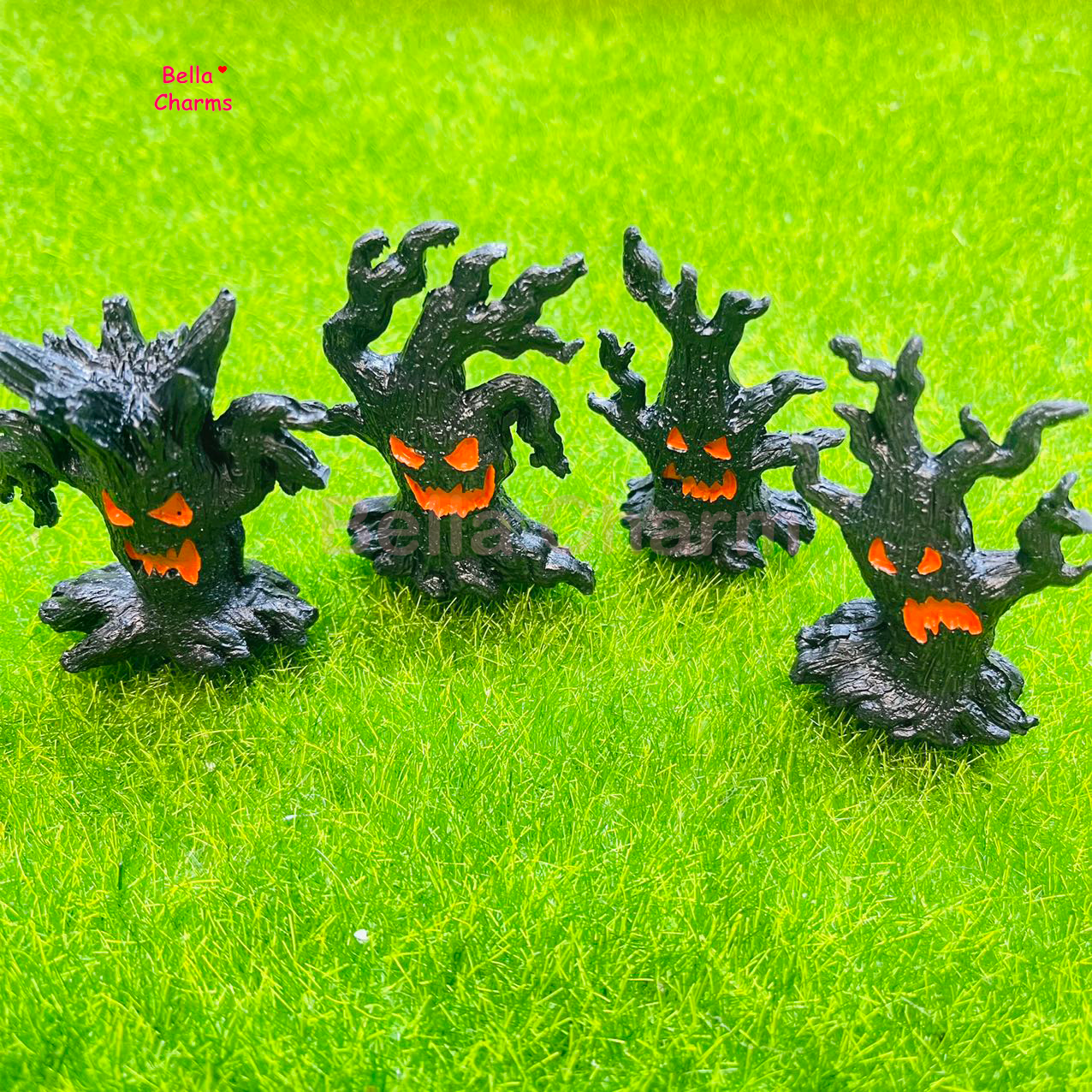 [N006] Bellaween Haunted House & Spooky Tree Charm